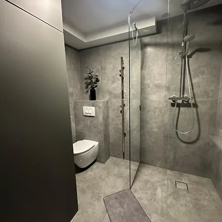 Loft Aura